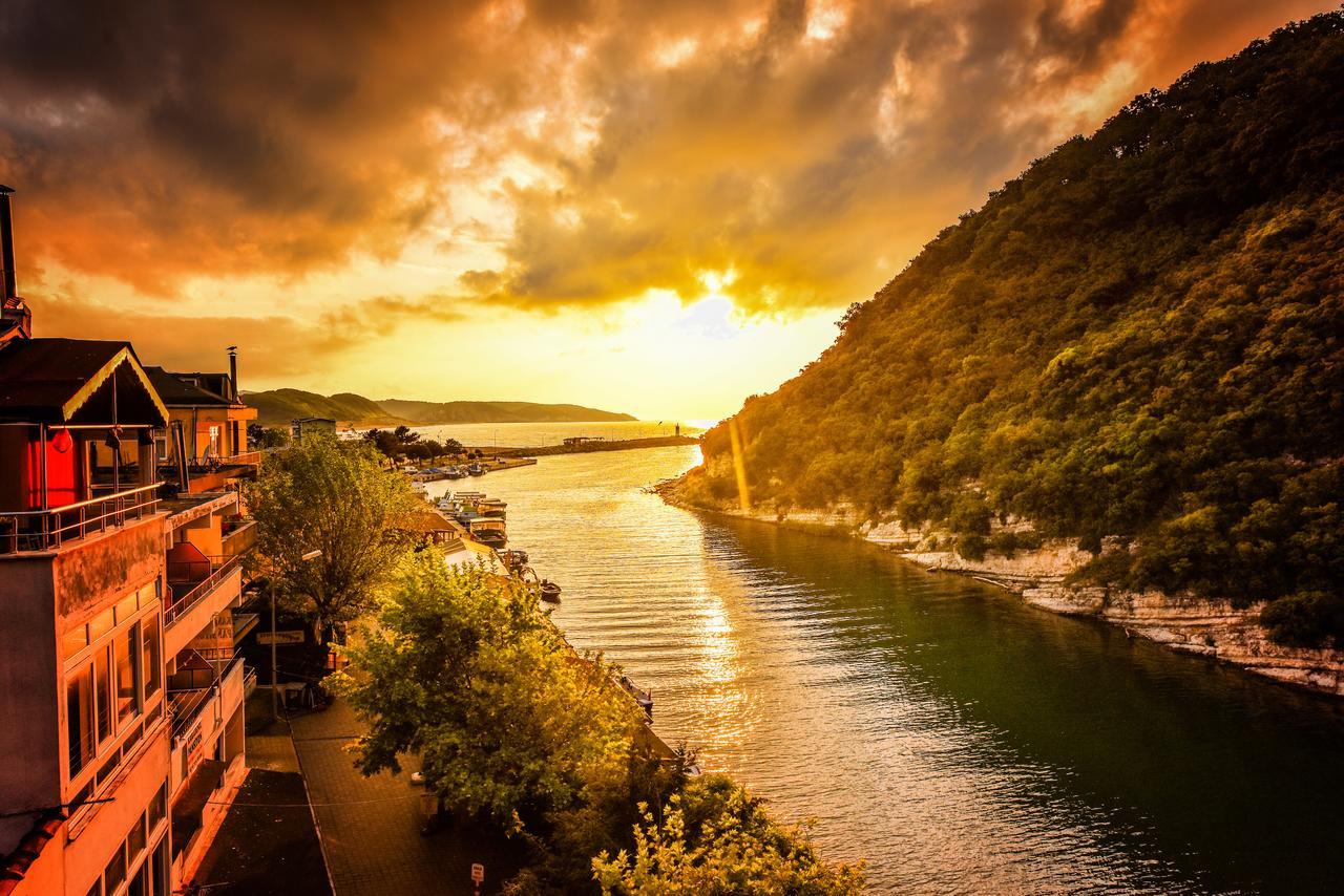 Hill River Hotel Ağva Exterior foto